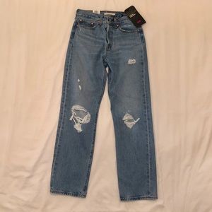 New Levi’s Wedgie Straight